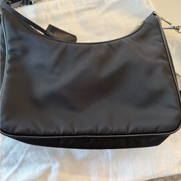 Prada Re-Edition 2005 Re Nylon Bag - Picture 7 of 13